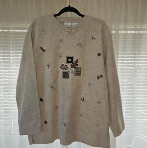 Bobbie Brooks Cream Embroidered Crewneck Sweater